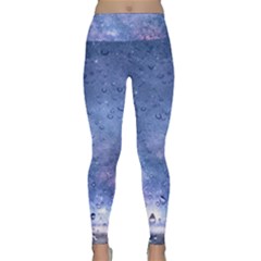 Gouttes D eau Galaxy Lightweight Velour Classic Yoga Leggings by kcreatif