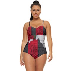 Roses Rouge Fleurs Retro Full Coverage Swimsuit