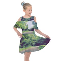 Photo Vue Sur Forêt  Kids  Shoulder Cutout Chiffon Dress by kcreatif