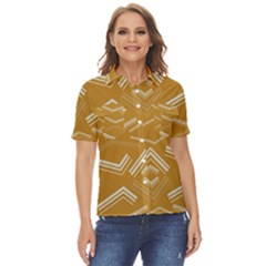 Abstract Geometric Design    Women s Short Sleeve Double Pocket Shirt