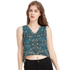 Waterlilies In The Calm Lake Of Beauty And Herbs V-neck Cropped Tank Top by pepitasart