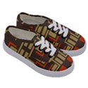 Abstract geometric design    Kids  Classic Low Top Sneakers View3