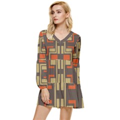 Abstract Geometric Design    Tiered Long Sleeve Mini Dress