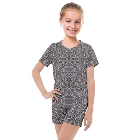 Old Style Decorative Seamless Pattern Kids  Mesh Tee And Shorts Set by dflcprintsclothing