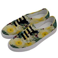 Daffodils In Bloom Men s Classic Low Top Sneakers