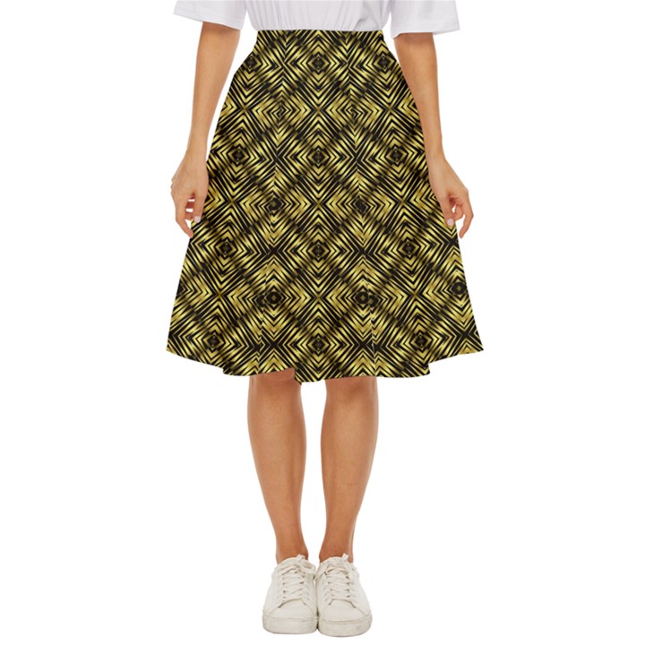 Tiled mozaic pattern, gold and black color symetric design Classic Short Skirt