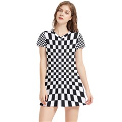 Illusion Checkerboard Black And White Pattern Women s Sports Skirt