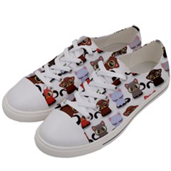 Seamless Pattern With Cute Little Kittens Various Color Men s Low Top Canvas Sneakers