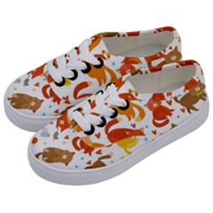 Seamless Pattern With Kittens White Background Kids  Classic Low Top Sneakers by Jancukart