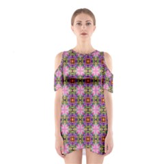 Seamless Psychedelic Pattern Shoulder Cutout One Piece Dress