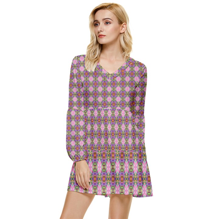 Seamless Psychedelic Pattern Tiered Long Sleeve Mini Dress