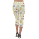 Abstract-pattern Lightweight Velour Capri Leggings  View2