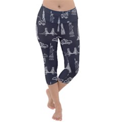 Nyc Pattern Lightweight Velour Capri Yoga Leggings