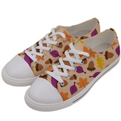 Seamless Verson Of Fal Pattern Men s Low Top Canvas Sneakers