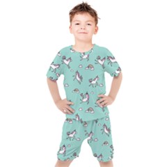 Unicorn Patterns Kids  Tee And Shorts Set