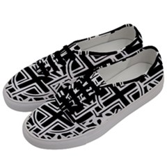 Black And White Geometric Geometry Pattern Men s Classic Low Top Sneakers