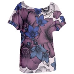 Floral-wallpaper-pattern-with-engraved-hand-drawn-flowers-vintage-style Women s Oversized Tee