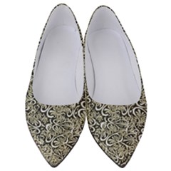 Intricate Ornate Pattern Women s Low Heels by dflcprintsclothing