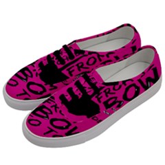 Bow To Toe Cheer Men s Classic Low Top Sneakers by artworkshop