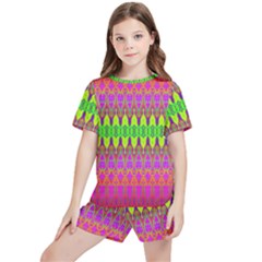 Groovy Godess Kids  Tee And Sports Shorts Set