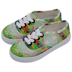 Art In Space Kids  Classic Low Top Sneakers by Thespacecampers