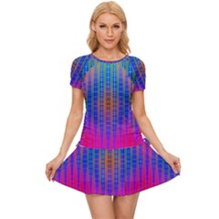 Intoxicating Rainbows Women s Sports Wear Set by Thespacecampers