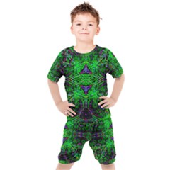 Space Jam Kids  Tee And Shorts Set by Thespacecampers