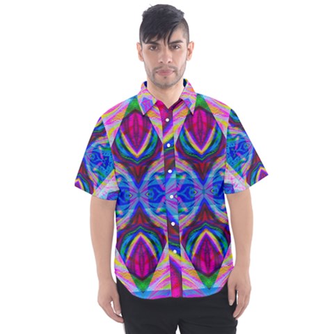 Tippy Flower Power Men s Short Sleeve Shirt by Thespacecampers