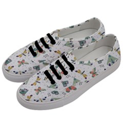 Seamless-pattern-with-moth-butterfly-dragonfly-white-backdrop Men s Classic Low Top Sneakers