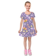 Vector-seamless-pattern-with-butterflies-beetles Kids  Short Sleeve Velvet Dress