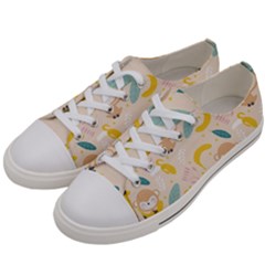 Cute-monkey-banana-seamless-pattern-background Men s Low Top Canvas Sneakers