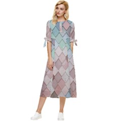 Tiles-shapes Bow Sleeve Chiffon Midi Dress