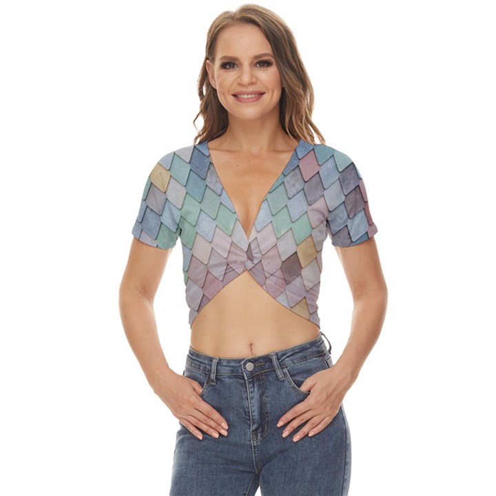 Tiles-shapes Twist Front Crop Top