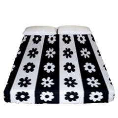 Black-and-white-flower-pattern-by-zebra-stripes-seamless-floral-for-printing-wall-textile-free-vecto Fitted Sheet (california King Size) by nate14shop