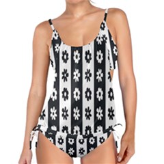 Black-and-white-flower-pattern-by-zebra-stripes-seamless-floral-for-printing-wall-textile-free-vecto Tankini Set by nate14shop