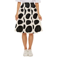 Leoperd-white-black Background Classic Short Skirt by nate14shop