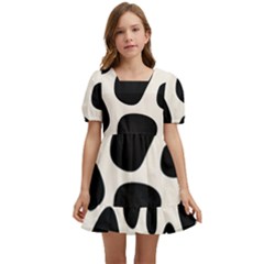 Leoperd-white-black Background Kids  Short Sleeve Dolly Dress