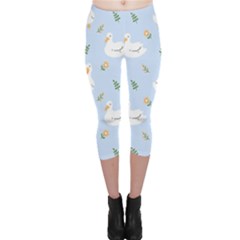 Duck-flower-seamless-pattern-background Capri Leggings 