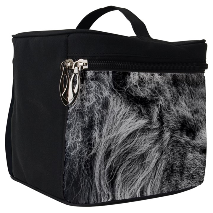 Angry Male Lion Make Up Travel Bag (Big)