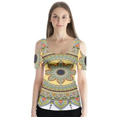 Motif-circle-vintage-circular-pattern Butterfly Sleeve Cutout Tee 