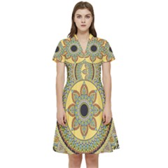 Motif-circle-vintage-circular-pattern Short Sleeve Waist Detail Dress