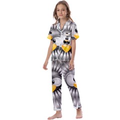 Owl-fluff-prance-animal-surprised Kids  Satin Short Sleeve Pajamas Set by Jancukart