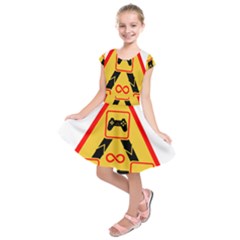 Gamer-geek-video-game-sign-fan Kids  Short Sleeve Dress by Jancukart