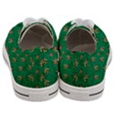 Water Lilies In The Soft Clear Warm Tropical Sea Men s Low Top Canvas Sneakers View4