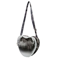 Haunted-night Building Heart Shoulder Bag