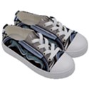 Skull-underwater-diving-skeleton-diving-head Kids  Low Top Canvas Sneakers View3