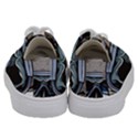 Skull-underwater-diving-skeleton-diving-head Kids  Low Top Canvas Sneakers View4