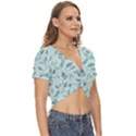 Seamless Foliage Twist Front Crop Top View3