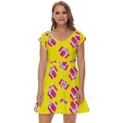 Pink Gift Boxes Yellow Short Sleeve Tiered Mini Dress