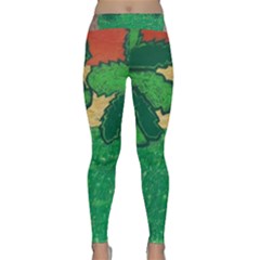 Palmtrees At Sunset  Classic Yoga Leggings by Hayleyboop